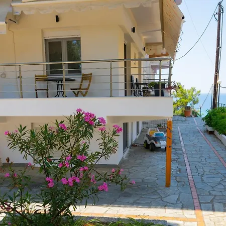 Zoe Seaview Apartment By Rentalspro - Nea Moudania Halkidiki Exterior photo