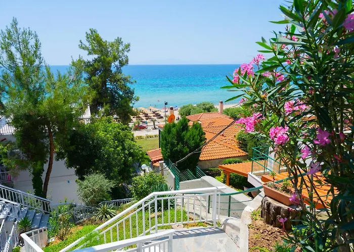 Zoe Seaview Apartment By Rentalspro - Nea Moudania Halkidiki